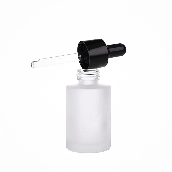 Sklenená fľaša mliečna s čiernym kvapkadlom 30 ml